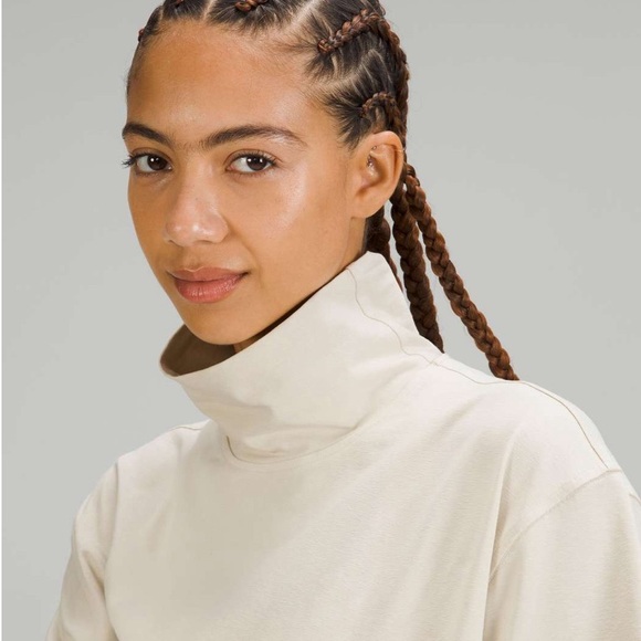 NWT Lululemon Relaxed-Fit Cotton-blend turtleneck tee - Picture 2 of 5